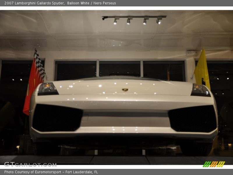 Balloon White / Nero Perseus 2007 Lamborghini Gallardo Spyder