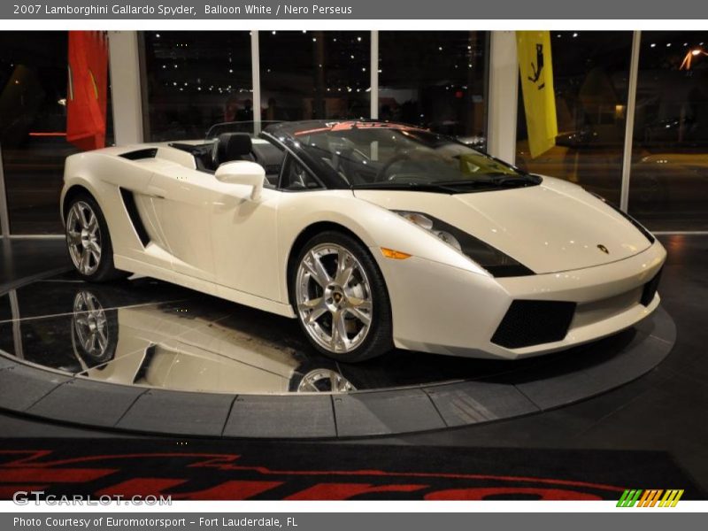 Balloon White / Nero Perseus 2007 Lamborghini Gallardo Spyder