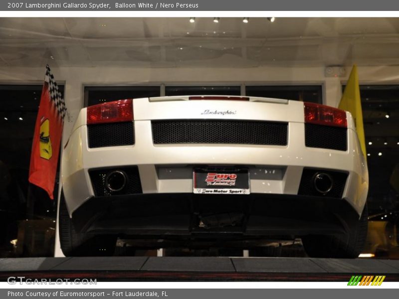 Balloon White / Nero Perseus 2007 Lamborghini Gallardo Spyder