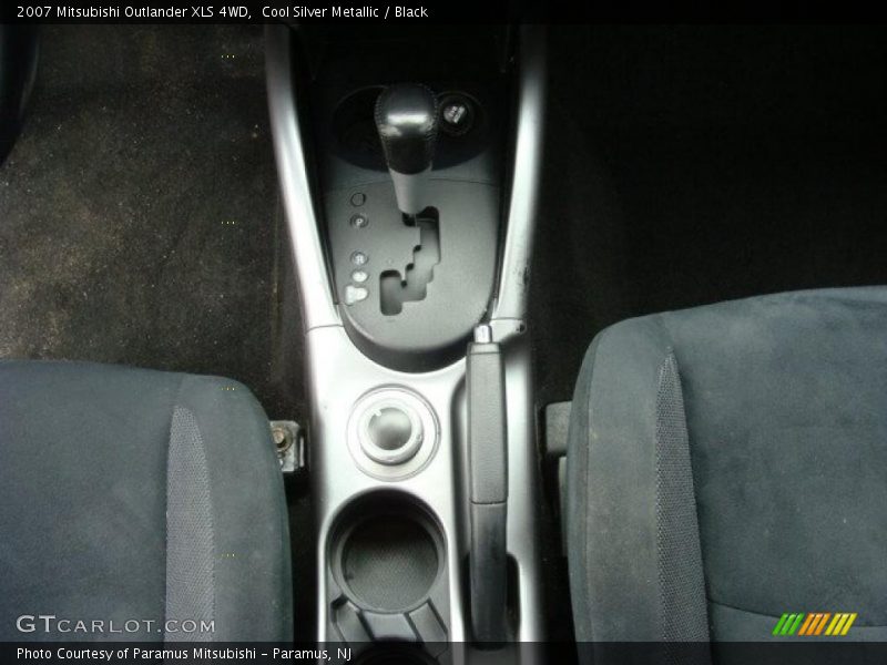 Cool Silver Metallic / Black 2007 Mitsubishi Outlander XLS 4WD