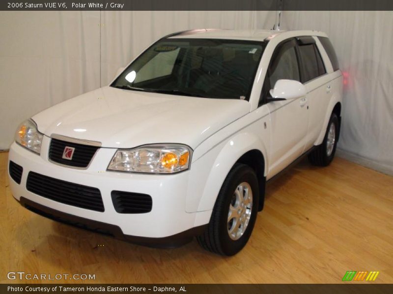 Polar White / Gray 2006 Saturn VUE V6