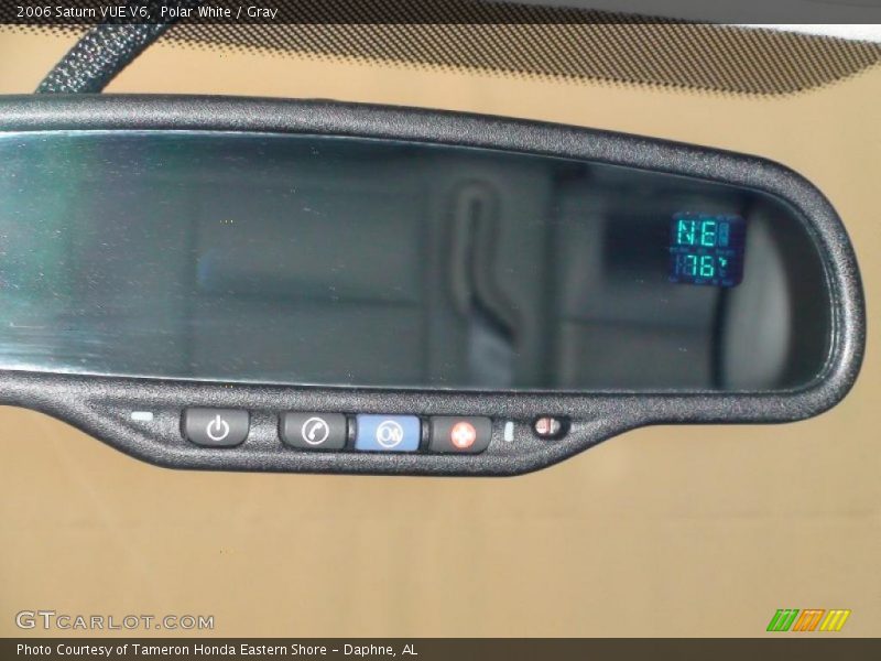 Polar White / Gray 2006 Saturn VUE V6
