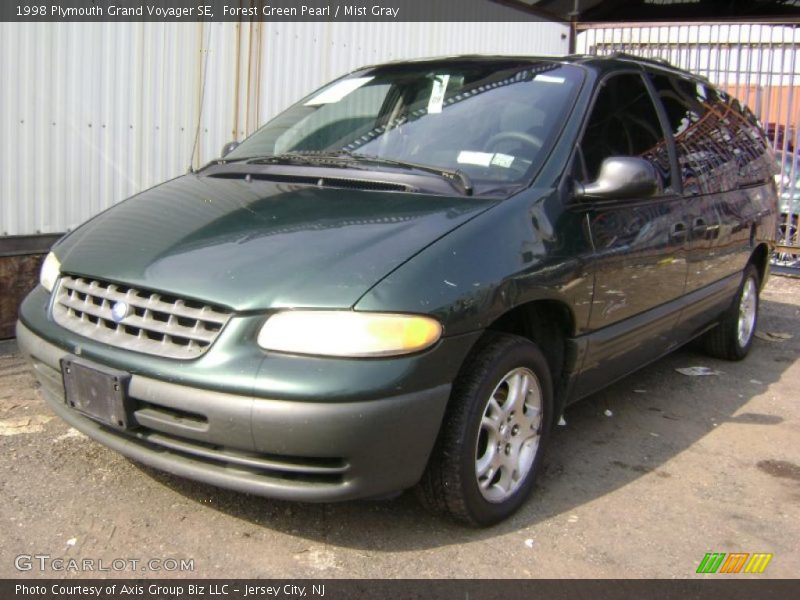 Forest Green Pearl / Mist Gray 1998 Plymouth Grand Voyager SE