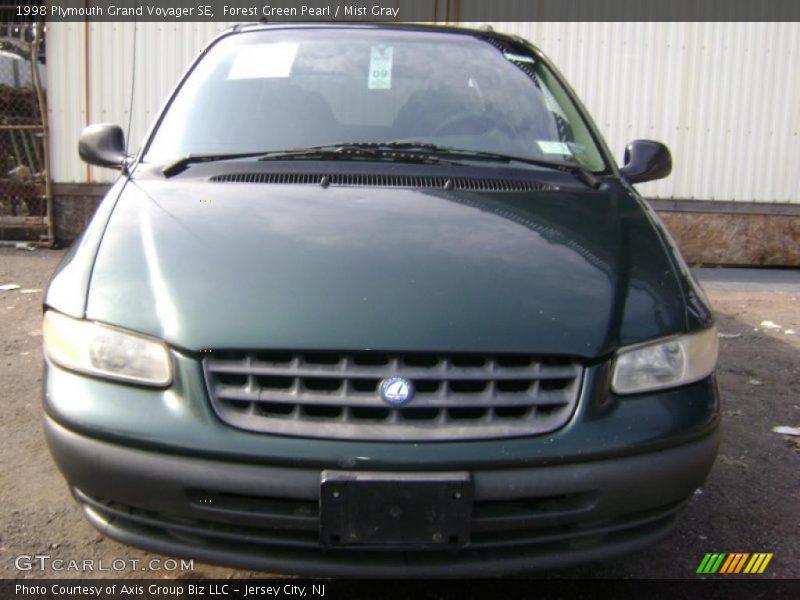 Forest Green Pearl / Mist Gray 1998 Plymouth Grand Voyager SE