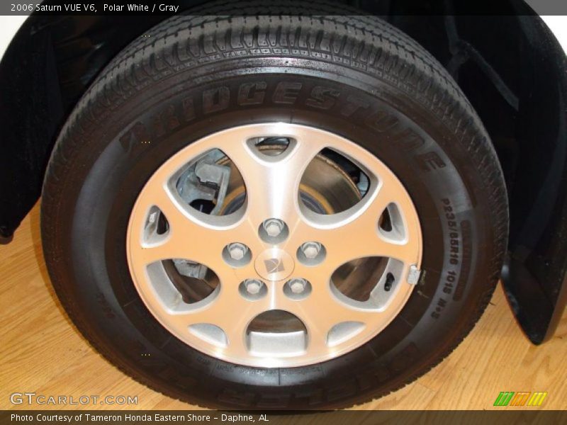 Polar White / Gray 2006 Saturn VUE V6