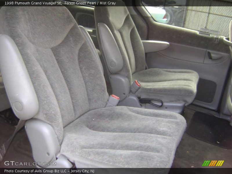 Forest Green Pearl / Mist Gray 1998 Plymouth Grand Voyager SE