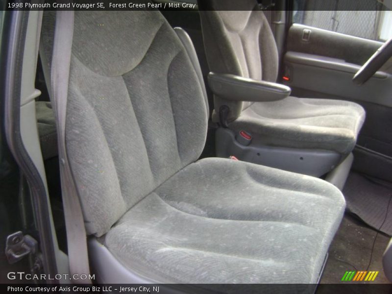 Forest Green Pearl / Mist Gray 1998 Plymouth Grand Voyager SE