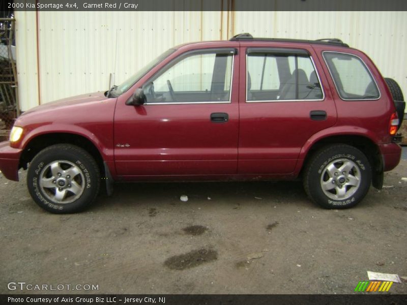 Garnet Red / Gray 2000 Kia Sportage 4x4