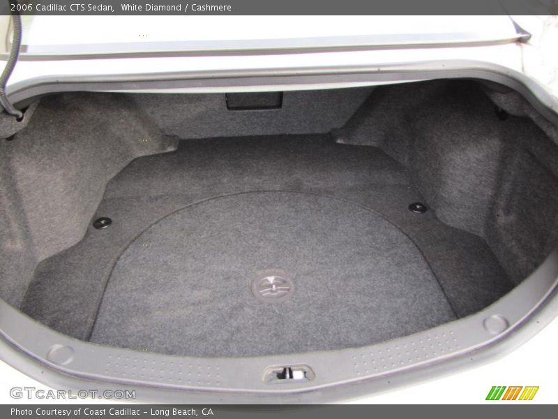 White Diamond / Cashmere 2006 Cadillac CTS Sedan