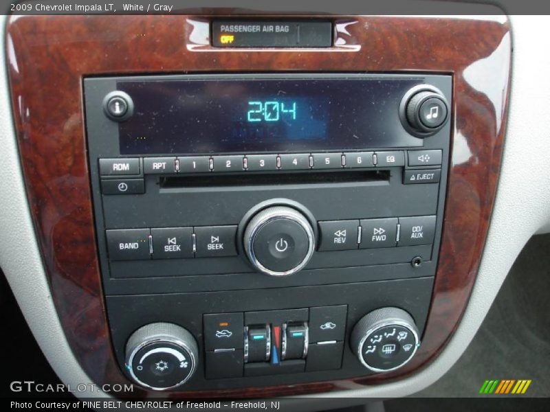 White / Gray 2009 Chevrolet Impala LT