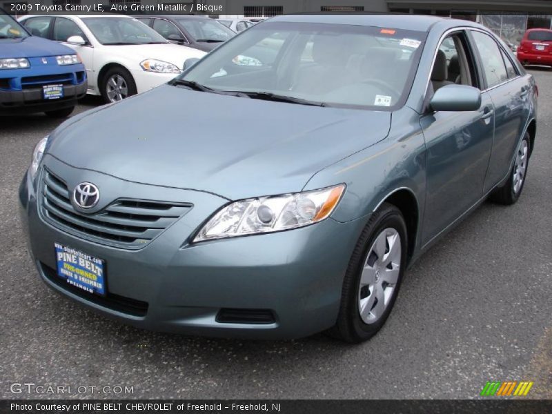 Aloe Green Metallic / Bisque 2009 Toyota Camry LE