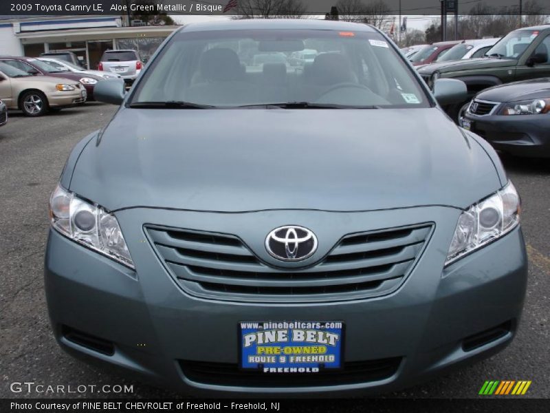 Aloe Green Metallic / Bisque 2009 Toyota Camry LE