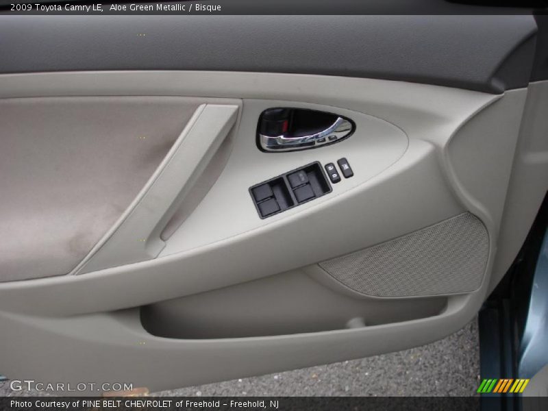 Aloe Green Metallic / Bisque 2009 Toyota Camry LE