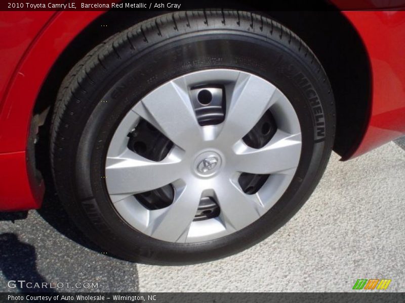 Barcelona Red Metallic / Ash Gray 2010 Toyota Camry LE