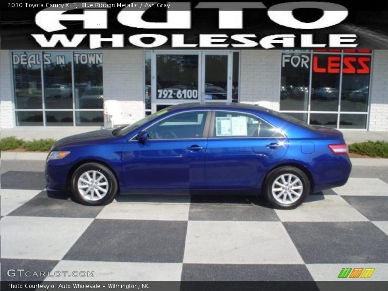 Blue Ribbon Metallic / Ash Gray 2010 Toyota Camry XLE
