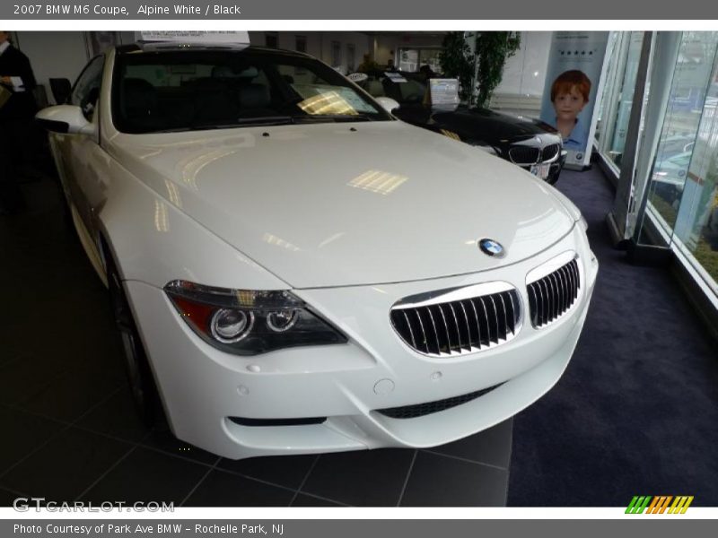 Alpine White / Black 2007 BMW M6 Coupe