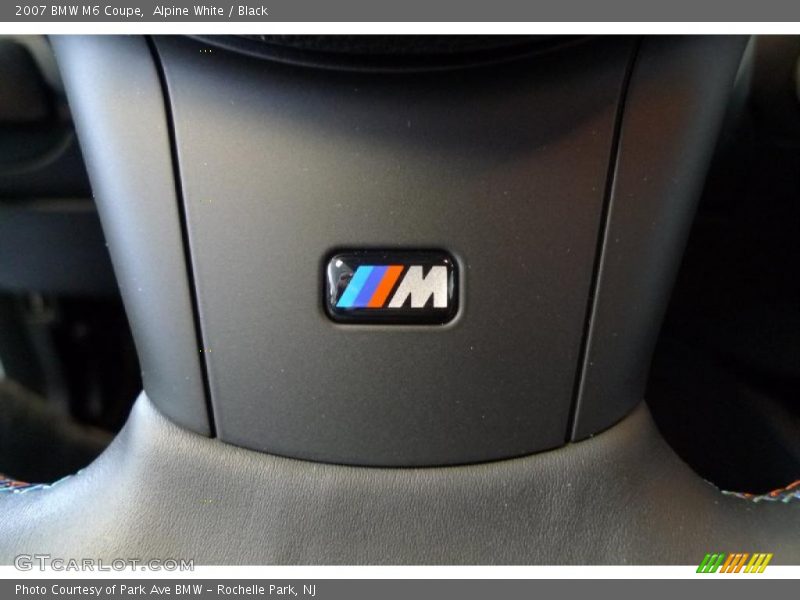 Alpine White / Black 2007 BMW M6 Coupe