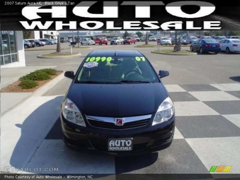 Black Onyx / Tan 2007 Saturn Aura XE