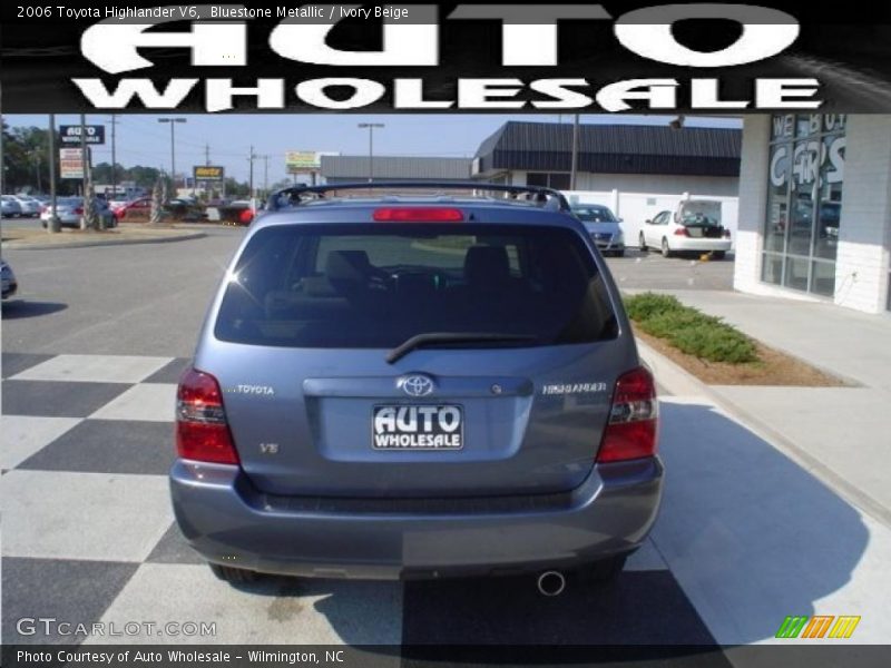 Bluestone Metallic / Ivory Beige 2006 Toyota Highlander V6