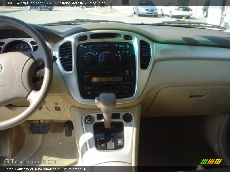 Bluestone Metallic / Ivory Beige 2006 Toyota Highlander V6