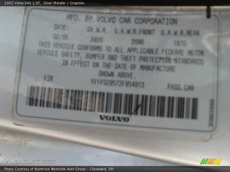 Silver Metallic / Graphite 2002 Volvo S40 1.9T