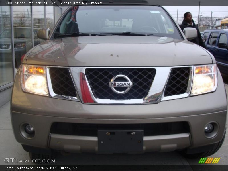Granite Metallic / Graphite 2006 Nissan Pathfinder SE 4x4