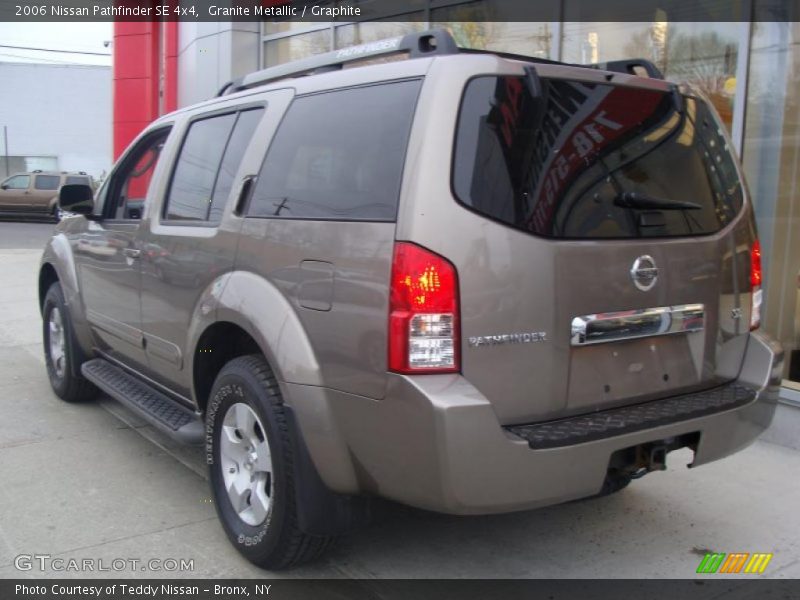 Granite Metallic / Graphite 2006 Nissan Pathfinder SE 4x4
