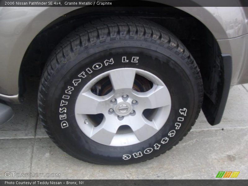 Granite Metallic / Graphite 2006 Nissan Pathfinder SE 4x4
