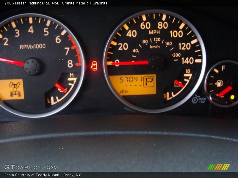 Granite Metallic / Graphite 2006 Nissan Pathfinder SE 4x4