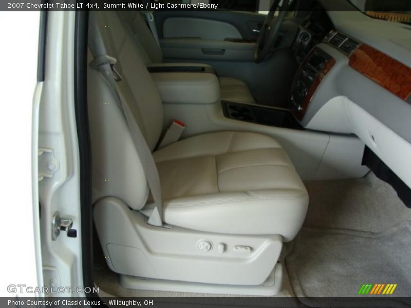 Summit White / Light Cashmere/Ebony 2007 Chevrolet Tahoe LT 4x4