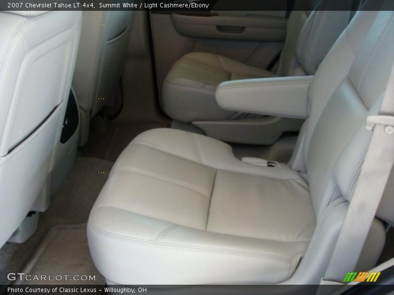 Summit White / Light Cashmere/Ebony 2007 Chevrolet Tahoe LT 4x4