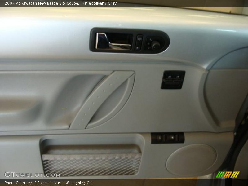 Reflex Silver / Grey 2007 Volkswagen New Beetle 2.5 Coupe