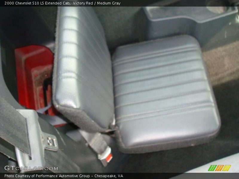 Victory Red / Medium Gray 2000 Chevrolet S10 LS Extended Cab