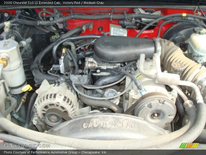 Victory Red / Medium Gray 2000 Chevrolet S10 LS Extended Cab