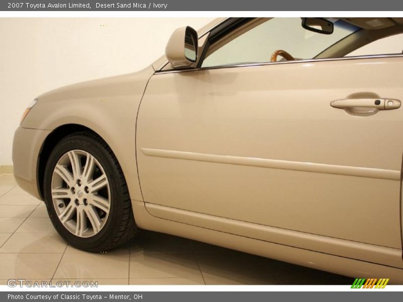 Desert Sand Mica / Ivory 2007 Toyota Avalon Limited