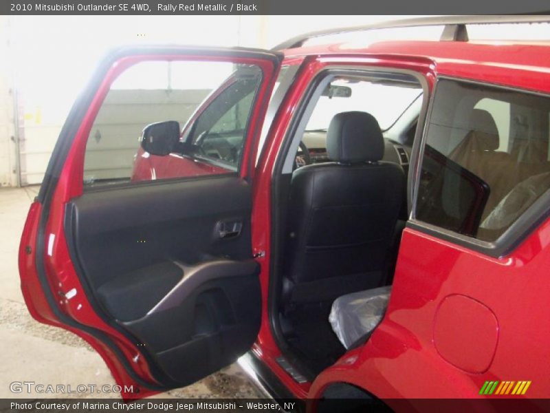 Rally Red Metallic / Black 2010 Mitsubishi Outlander SE 4WD