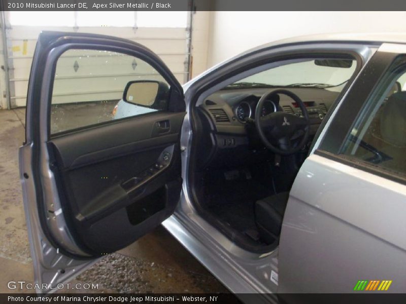 Apex Silver Metallic / Black 2010 Mitsubishi Lancer DE