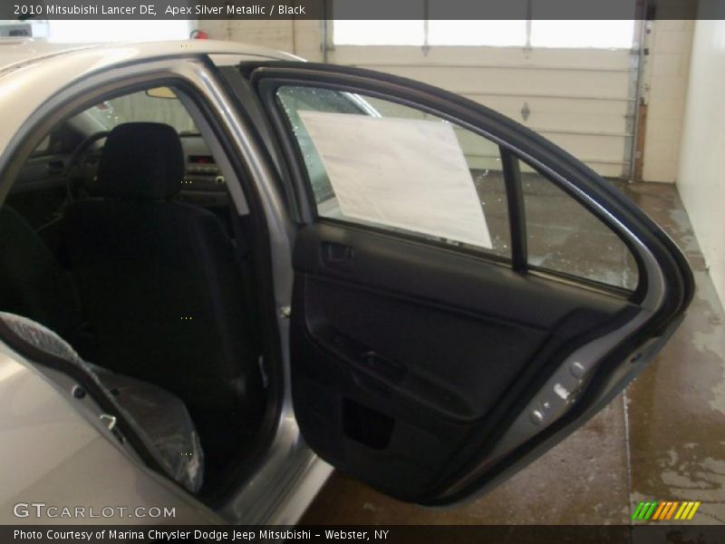Apex Silver Metallic / Black 2010 Mitsubishi Lancer DE