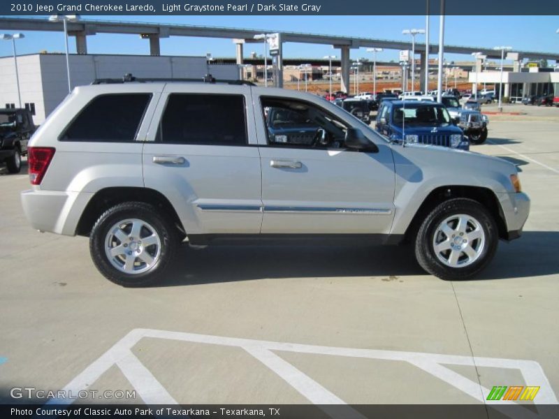 Light Graystone Pearl / Dark Slate Gray 2010 Jeep Grand Cherokee Laredo