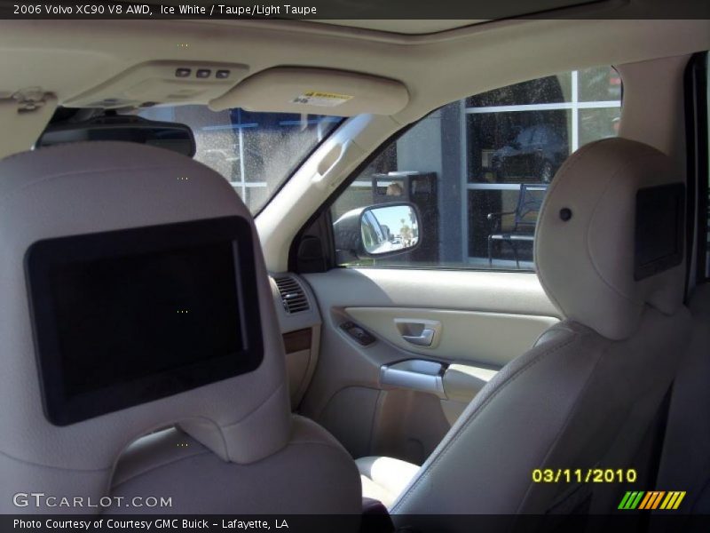 Ice White / Taupe/Light Taupe 2006 Volvo XC90 V8 AWD