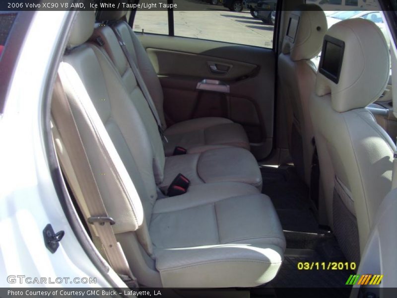 Ice White / Taupe/Light Taupe 2006 Volvo XC90 V8 AWD