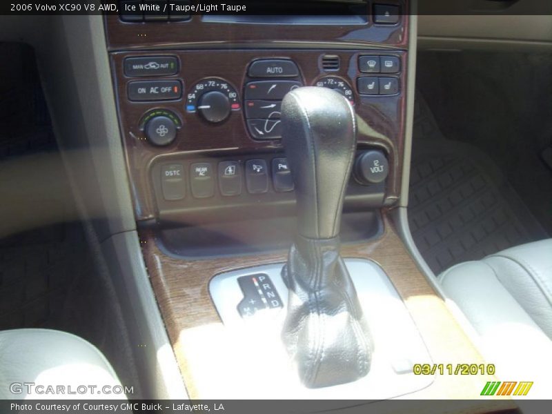 Ice White / Taupe/Light Taupe 2006 Volvo XC90 V8 AWD