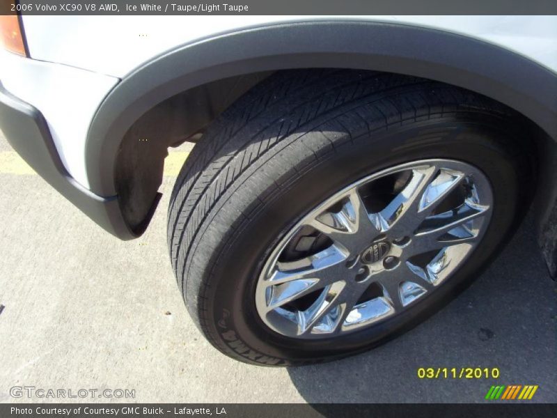 Ice White / Taupe/Light Taupe 2006 Volvo XC90 V8 AWD