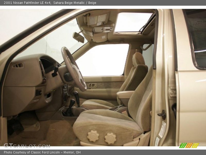 Sahara Beige Metallic / Beige 2001 Nissan Pathfinder LE 4x4