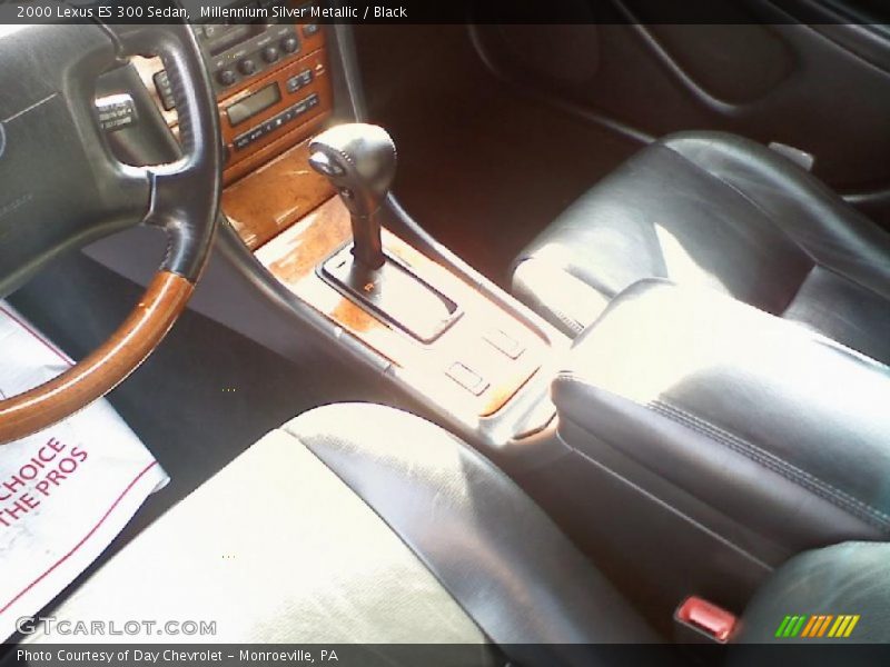 Millennium Silver Metallic / Black 2000 Lexus ES 300 Sedan