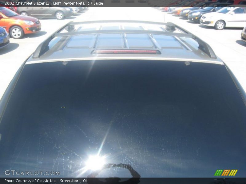 Light Pewter Metallic / Beige 2002 Chevrolet Blazer LS