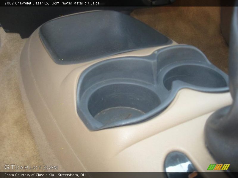 Light Pewter Metallic / Beige 2002 Chevrolet Blazer LS