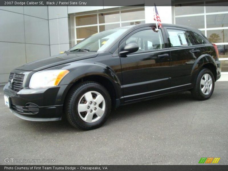 Black / Pastel Slate Gray 2007 Dodge Caliber SE