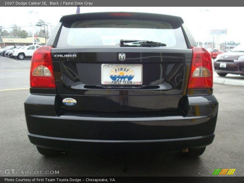 Black / Pastel Slate Gray 2007 Dodge Caliber SE