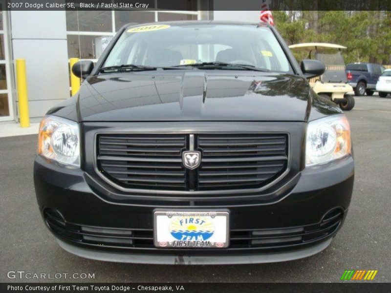 Black / Pastel Slate Gray 2007 Dodge Caliber SE